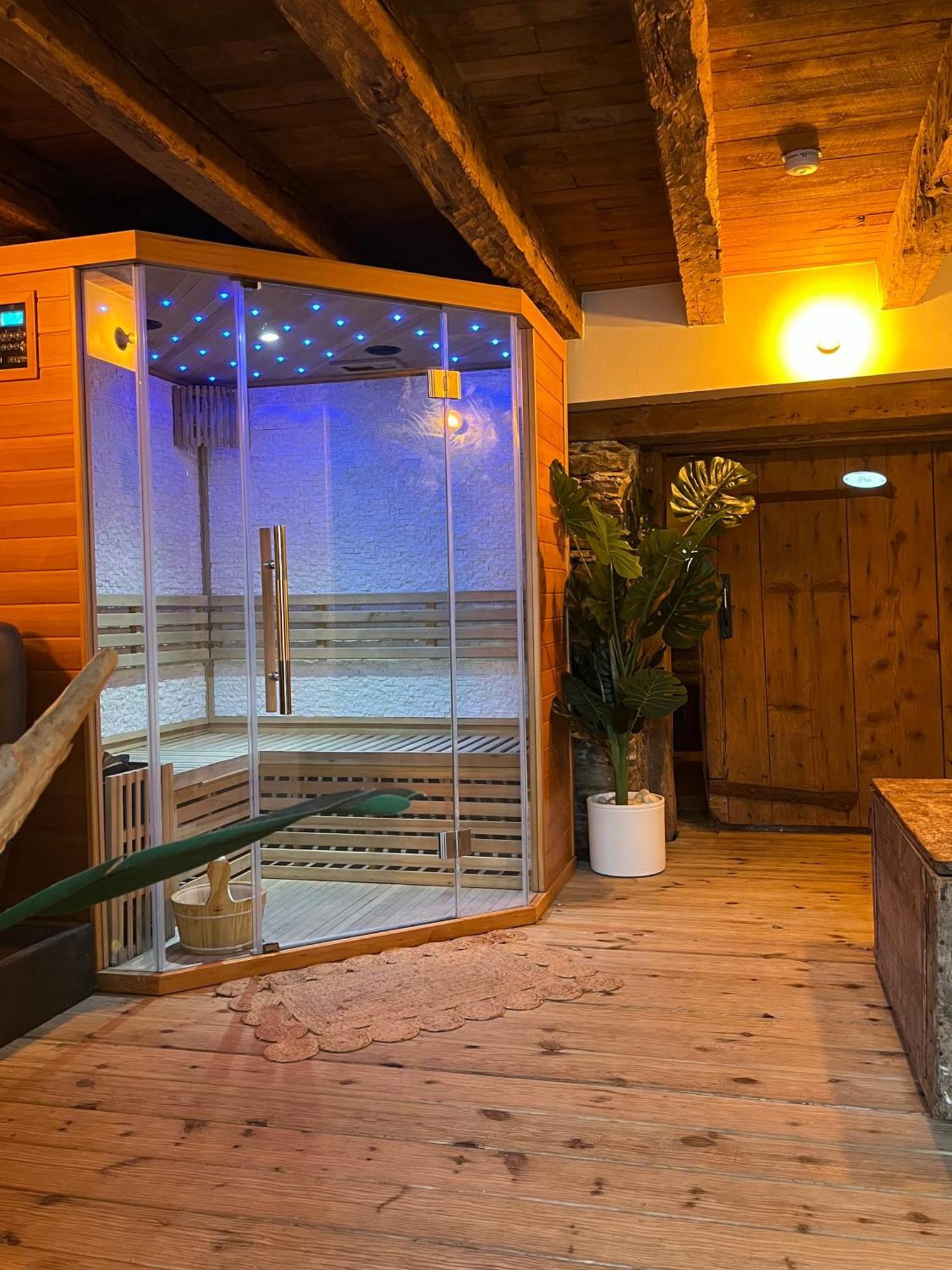 La Voute Du Pilat & Options Spa, Massage Saint-Chamond Bagian luar foto